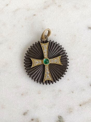 ERICA MOLINARI Round Two Tone Diamond Cross with Emerald