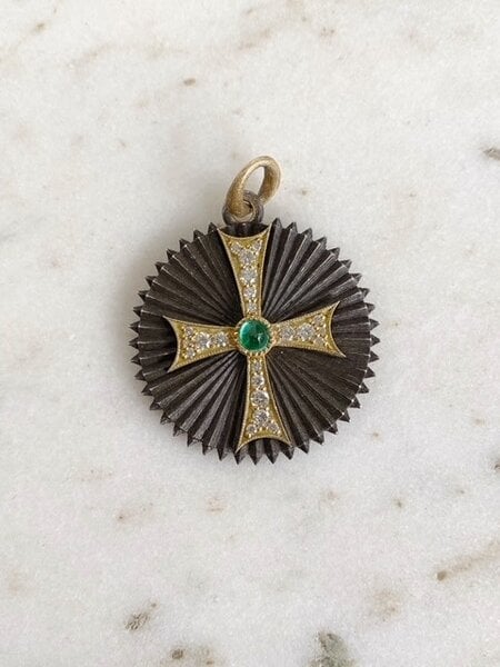 ERICA MOLINARI Round Two Tone Diamond Cross with Emerald