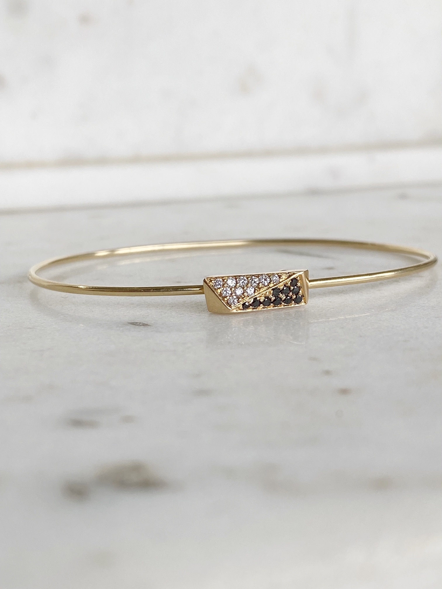 JAMIE JOSEPH Pave White and Black Diamond Gold Bar Bracelet