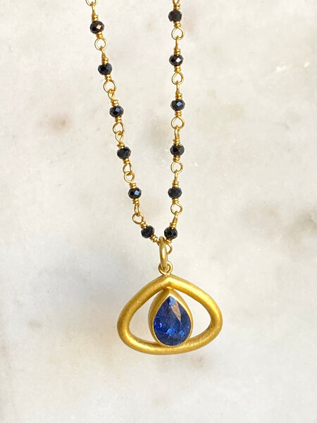 MALLARY MARKS Black Spinel and Blue Sapphire Kitkat Spun Sugar Necklace