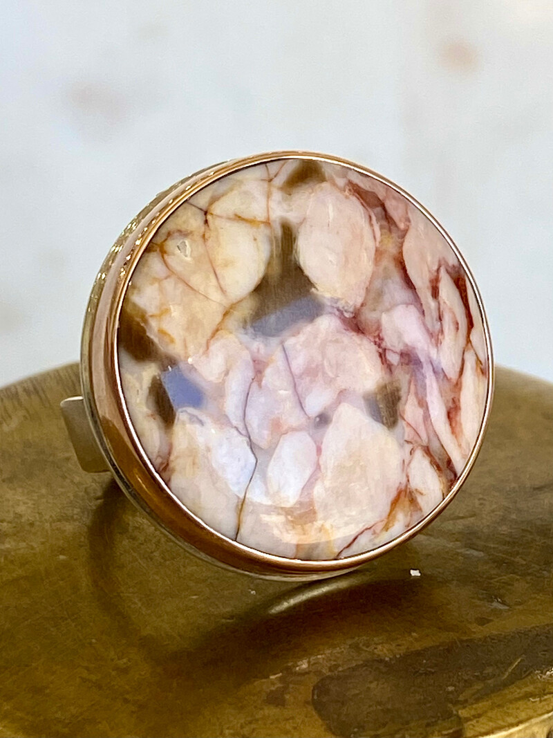 JAMIE JOSEPH Round Fossilized Peanut Wood Ring - Size 7