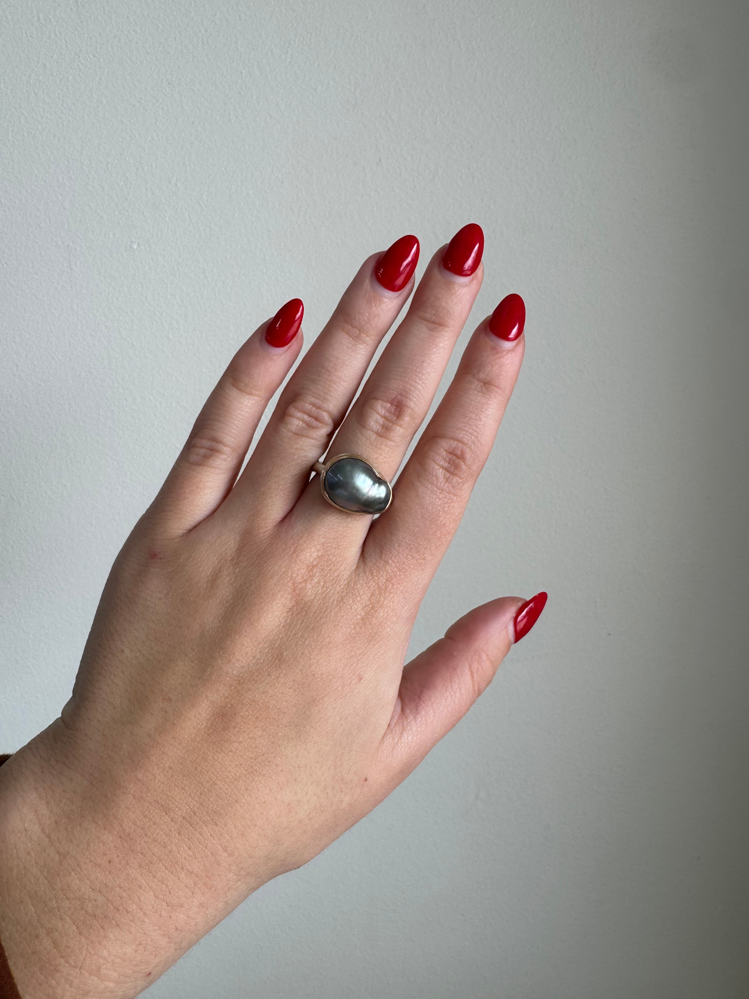 JAMIE JOSEPH Asymmetrical Tahitian Pearl Ring