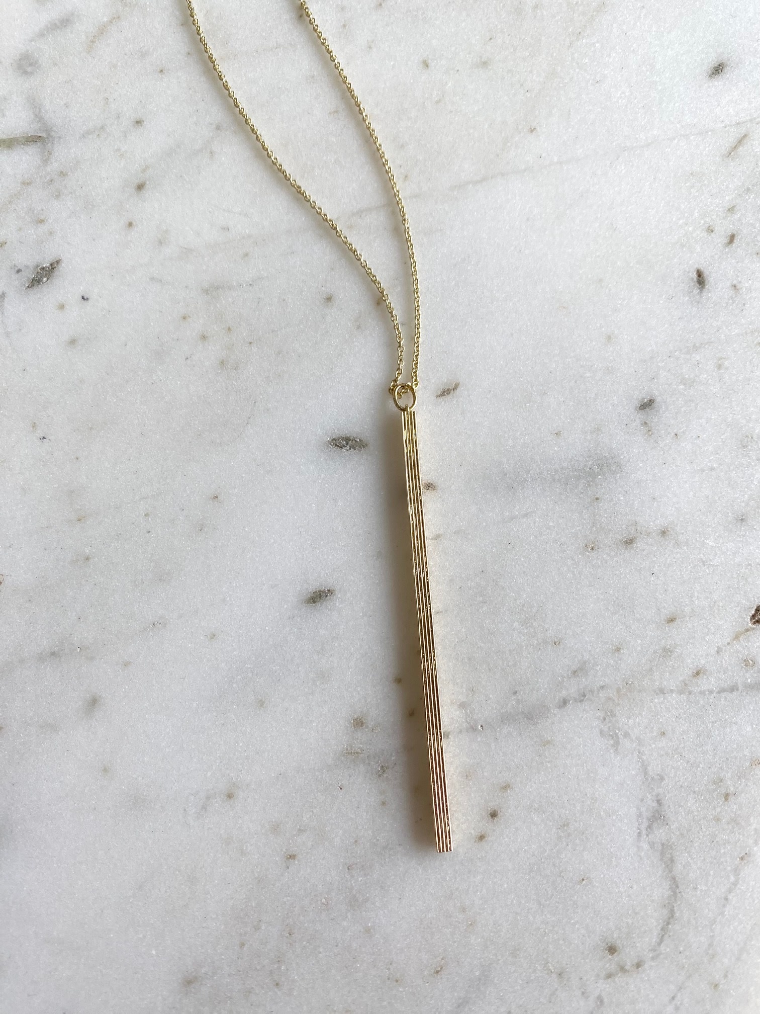 SYDNEY EVAN 14K Fluted Bar Charm Necklace