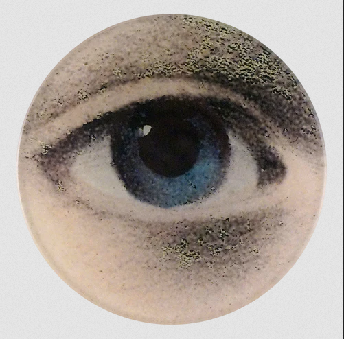 JOHN DERIAN 4" Round Plate - Young American Girl (Right Eye)