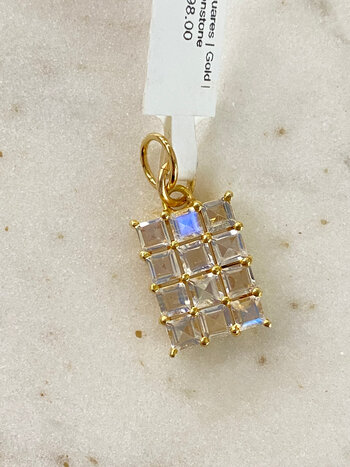 SENNOD Moonstone Phyllis Square Vignette
