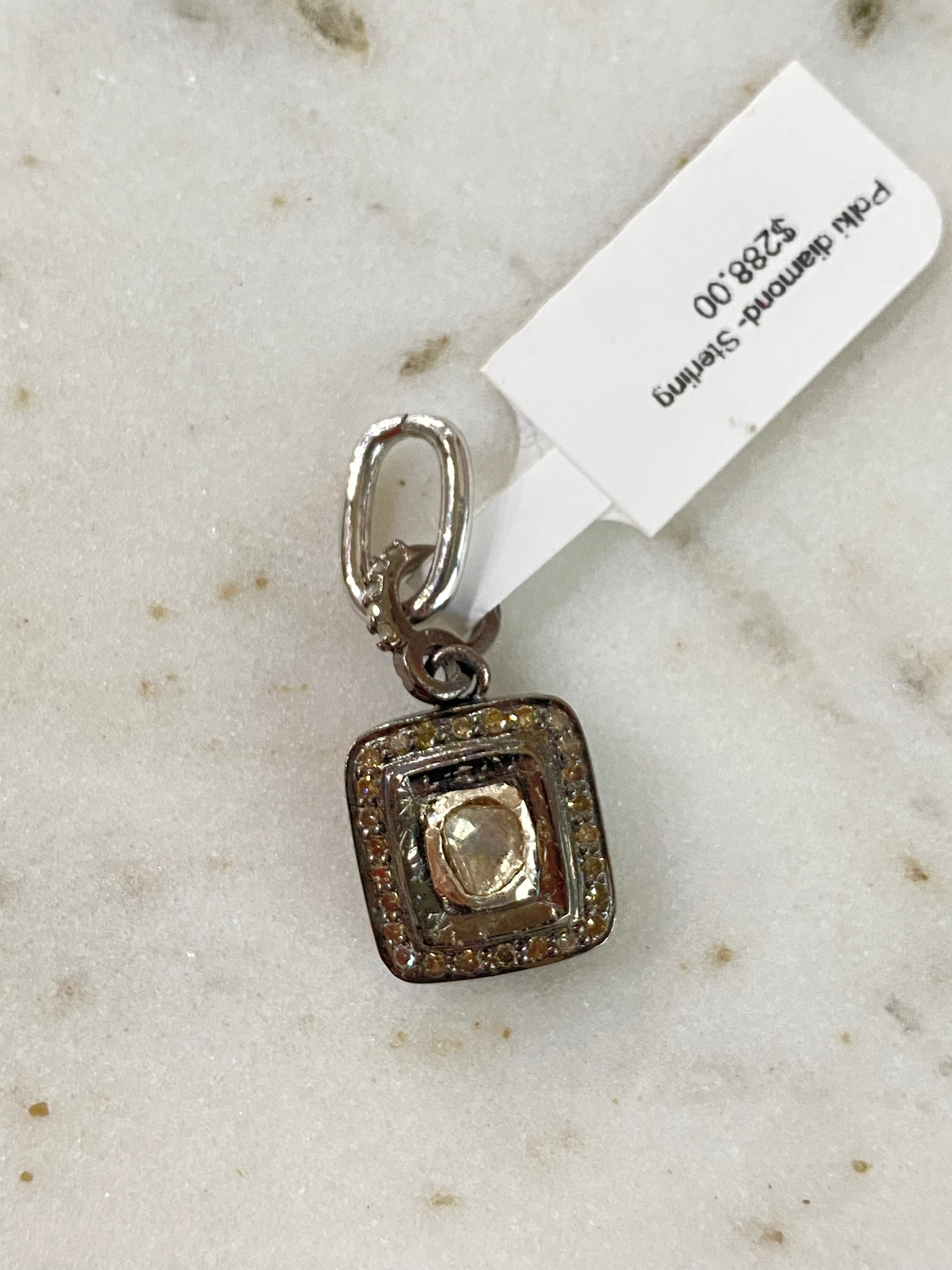 SENNOD Gunmetal Polki Diamond Vignette