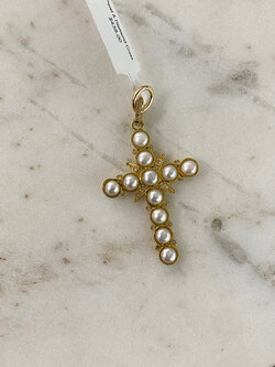 SENNOD Pearl & Diamond Cross Vignette
