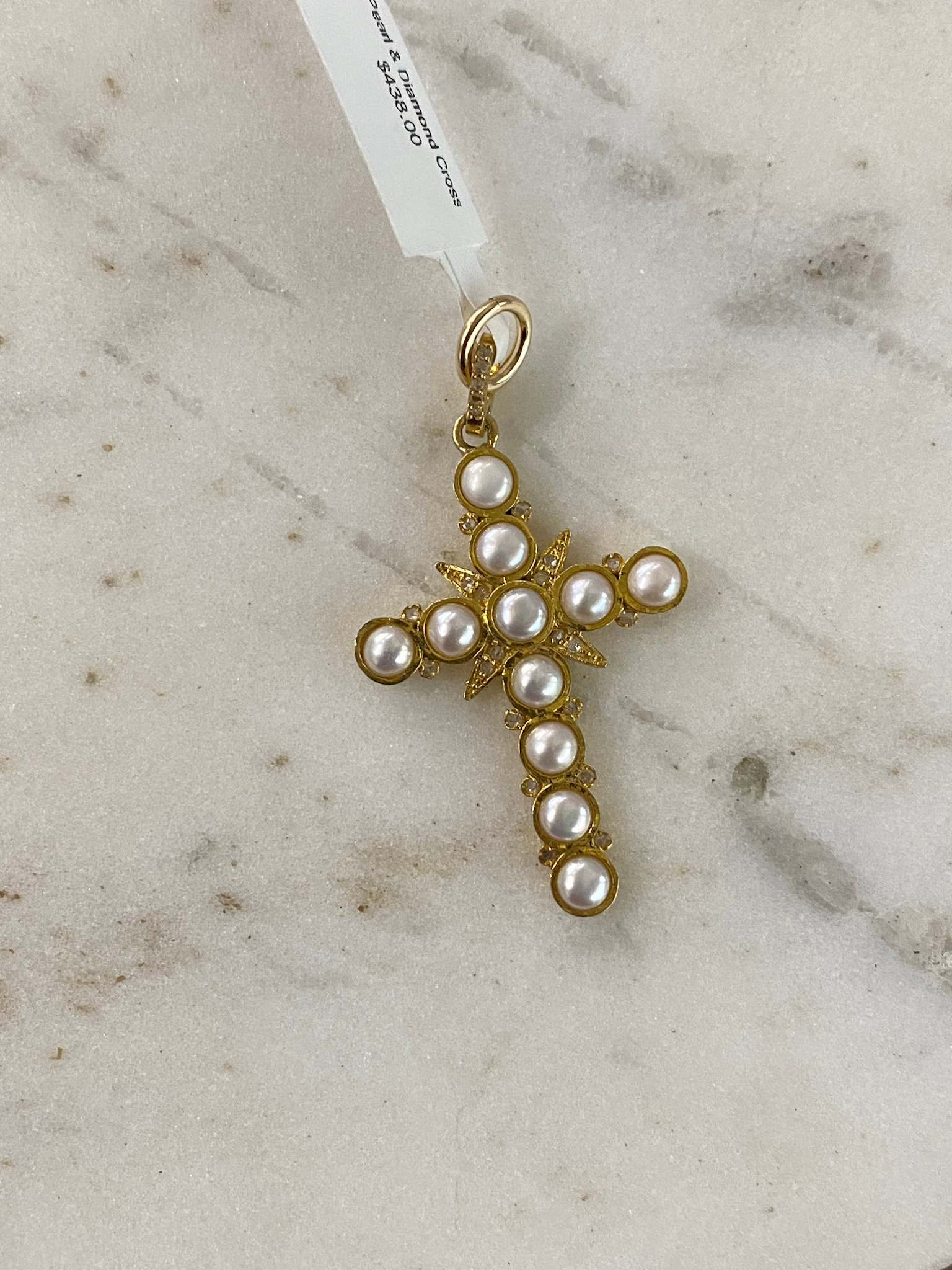 SENNOD Pearl & Diamond Cross Vignette