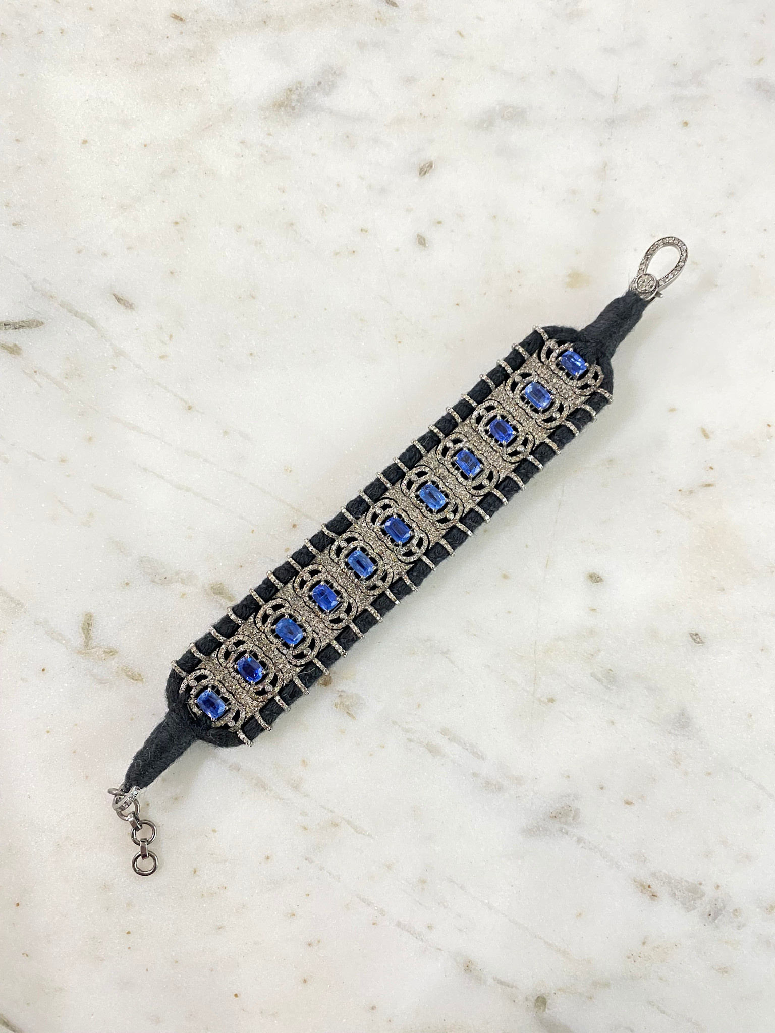 SENNOD Blue Sapphire and Diamond Woven Bracelet