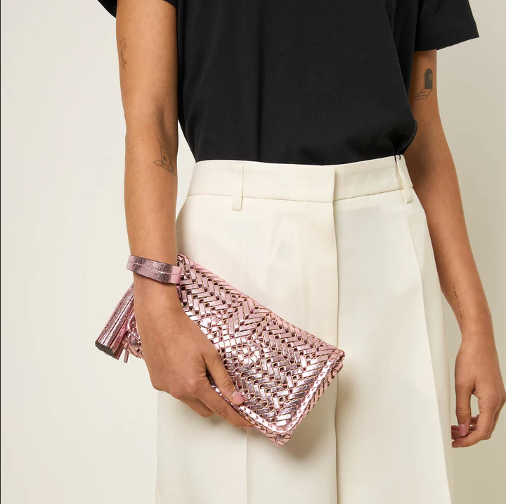 ANYA HINDMARCH Neeson Tassel Clutch - Peony Pink Mirror
