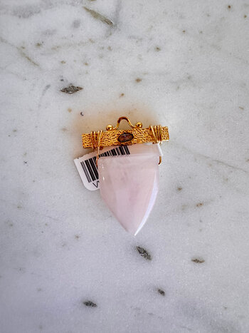 SENNOD Rose Quartz Stone Shield Vignette