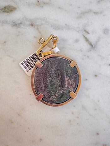 SENNOD Two Tone Chris "M" Coin Vignette