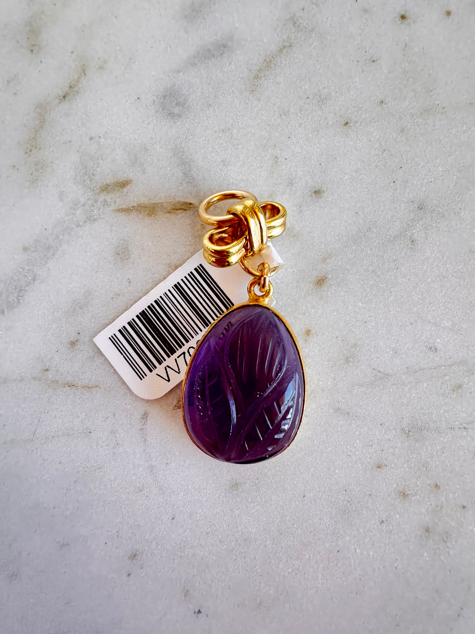 SENNOD Amethyst Carved Egg Vignette