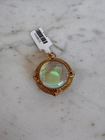 SENNOD Opal Orb Vignette