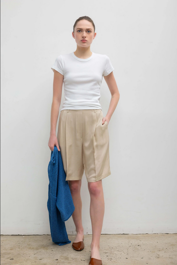 LESET Kim Pleated City Short - Sahara