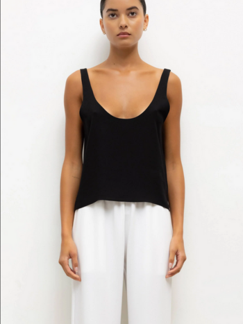 LESET Ari Scoop Tank - Black