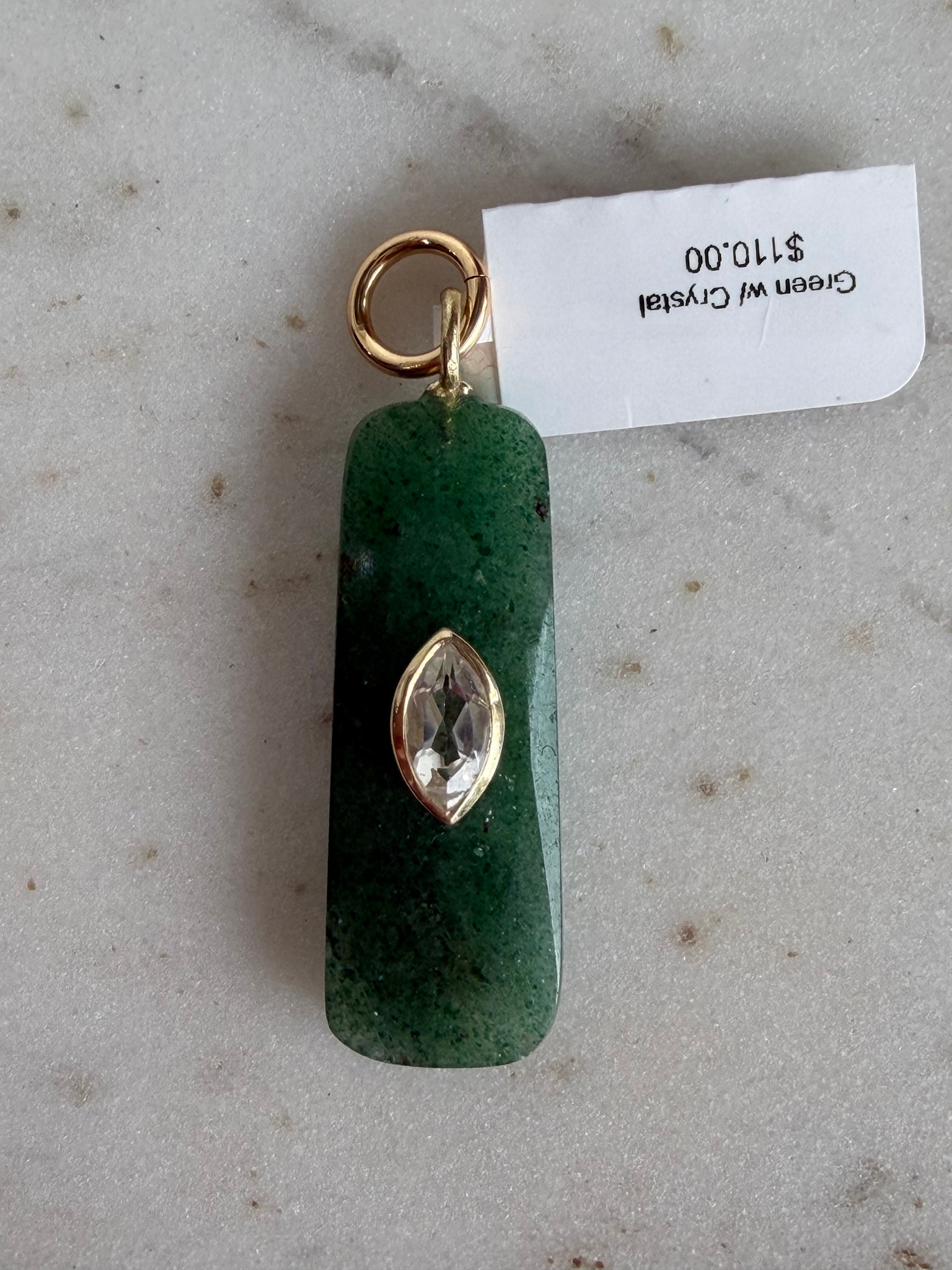 SENNOD Green Stone w/ Crystal Vignette