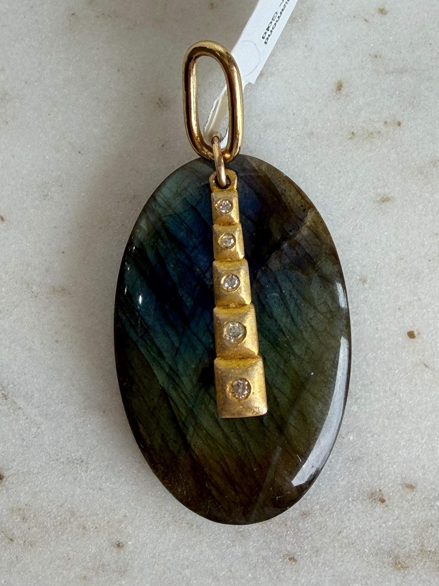 SENNOD Labradorite w/ Diamond Graduated Tower Vignette