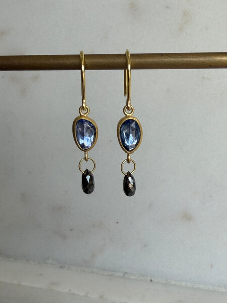 MALLARY MARKS Apple & Eve Earrings - Rosecut Quirky Sapphires & Black Diamonds
