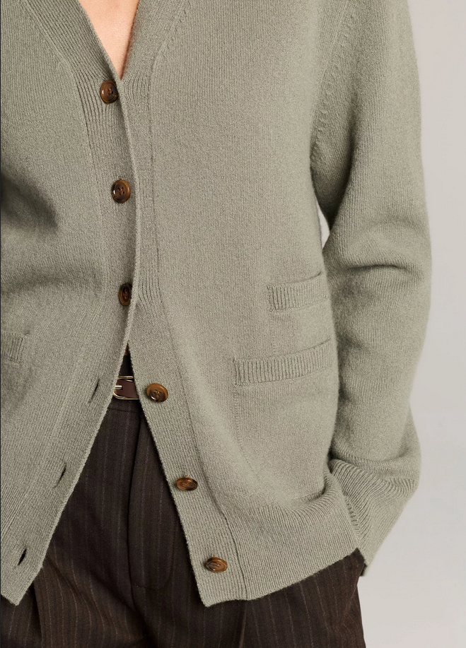 VINCE Wool & Cashmere-Blend Relaxed V-Neck Cardigan