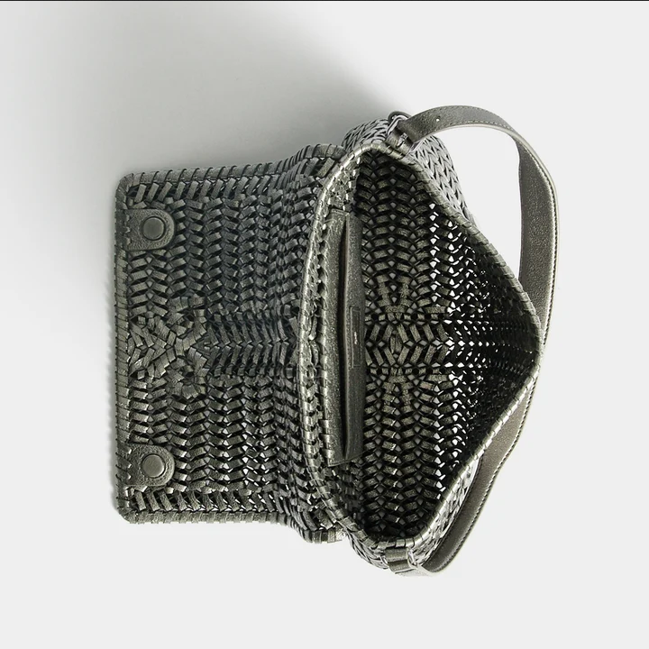 ANYA HINDMARCH Neeson Shoulder Bag - Metallic Anthracite Grey