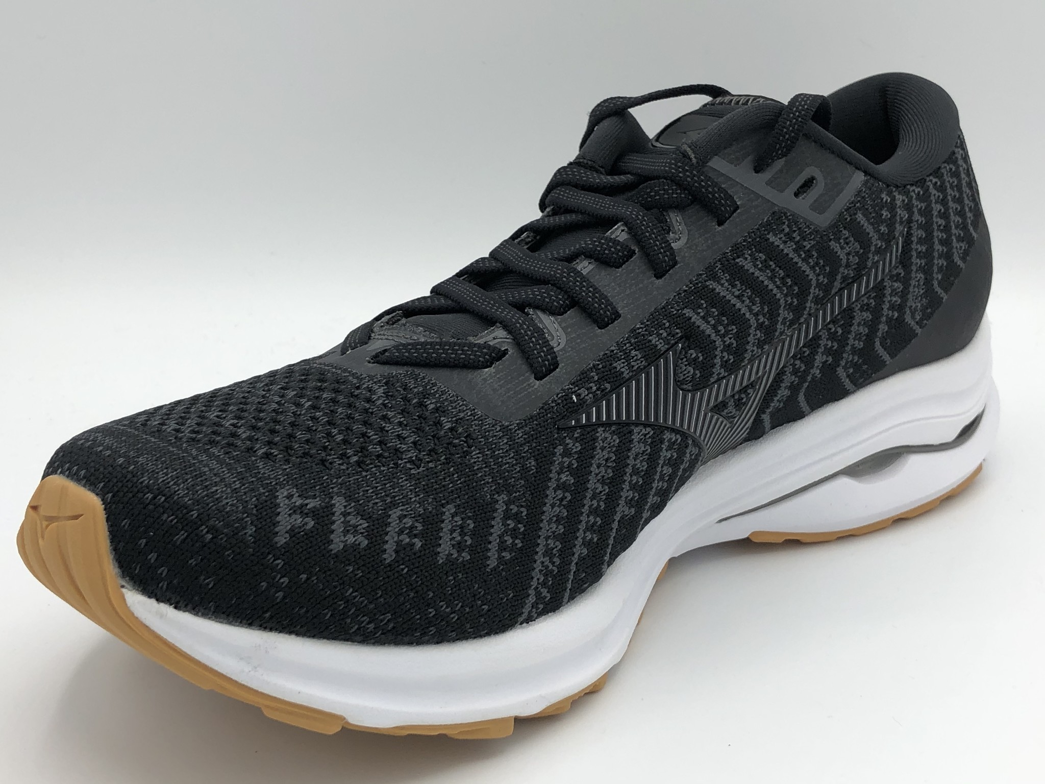 mizuno wave rider 24 2e