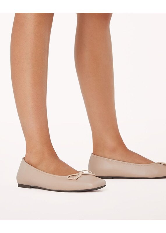 Billini Deborah Ballet Flat