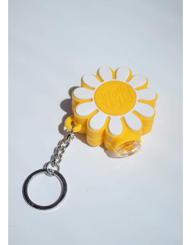 Canna Style No-Break Daisy Keychain Pipe