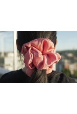 Janzy Silk Oversized Scrunchie