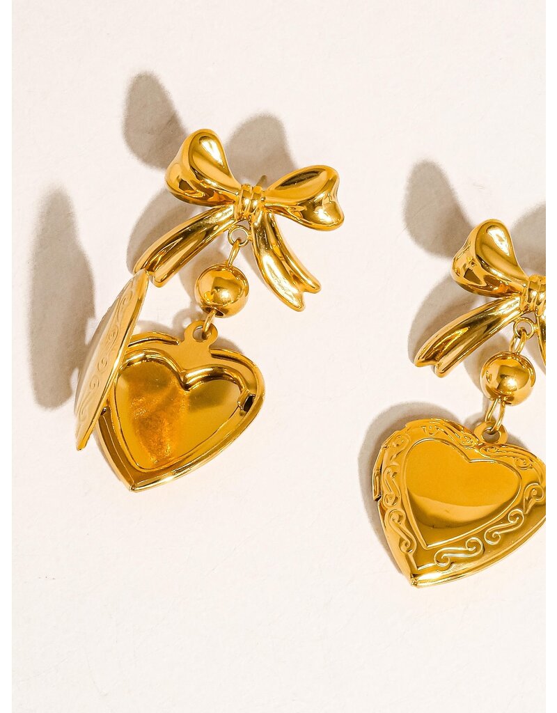 Flanerie Keryn 18K Non-Tarnish Heart & Bow Locket Earring