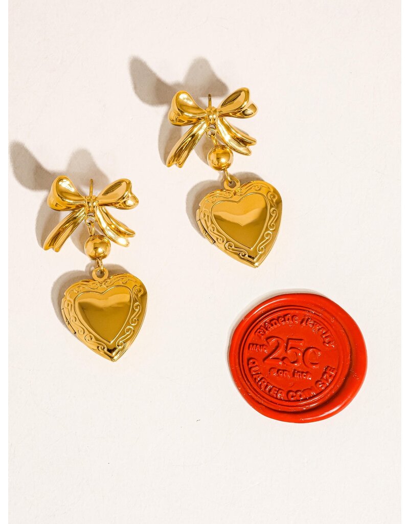 Flanerie Keryn 18K Non-Tarnish Heart & Bow Locket Earring