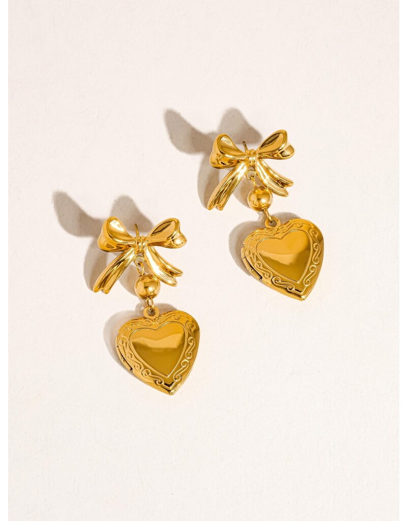 Flanerie Keryn 18K Non-Tarnish Heart & Bow Locket Earring