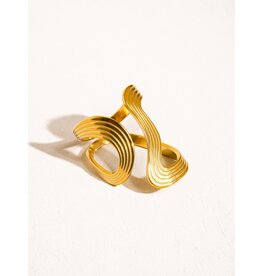 Flanerie Xena 18K Gold Non-Tarnish Wavy Abstract Ring