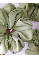 Janzy Silk Oversized Scrunchie