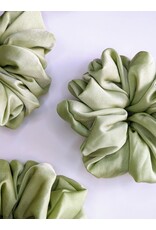 Janzy Silk Oversized Scrunchie