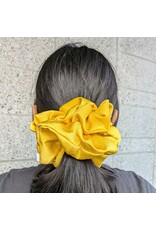 Janzy Silk Oversized Scrunchie