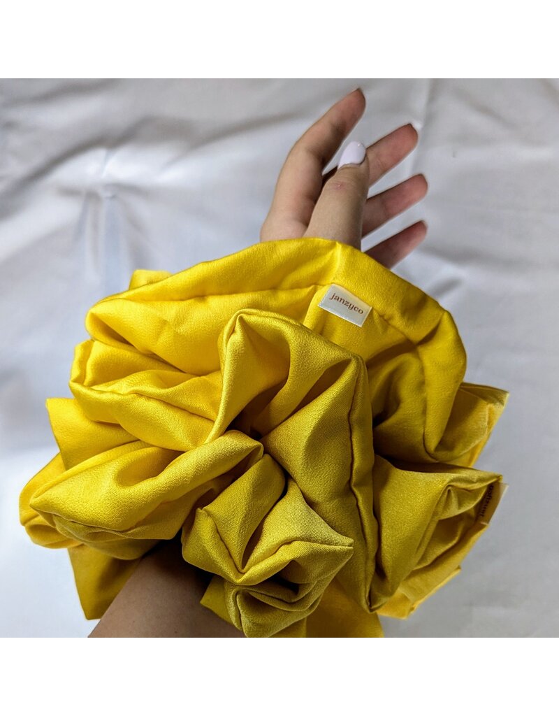 Janzy Silk Oversized Scrunchie