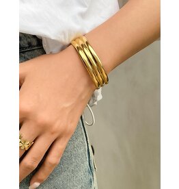 Flanerie Elodie 18K Gold Non-Tarnish Stripe Bold Bangle
