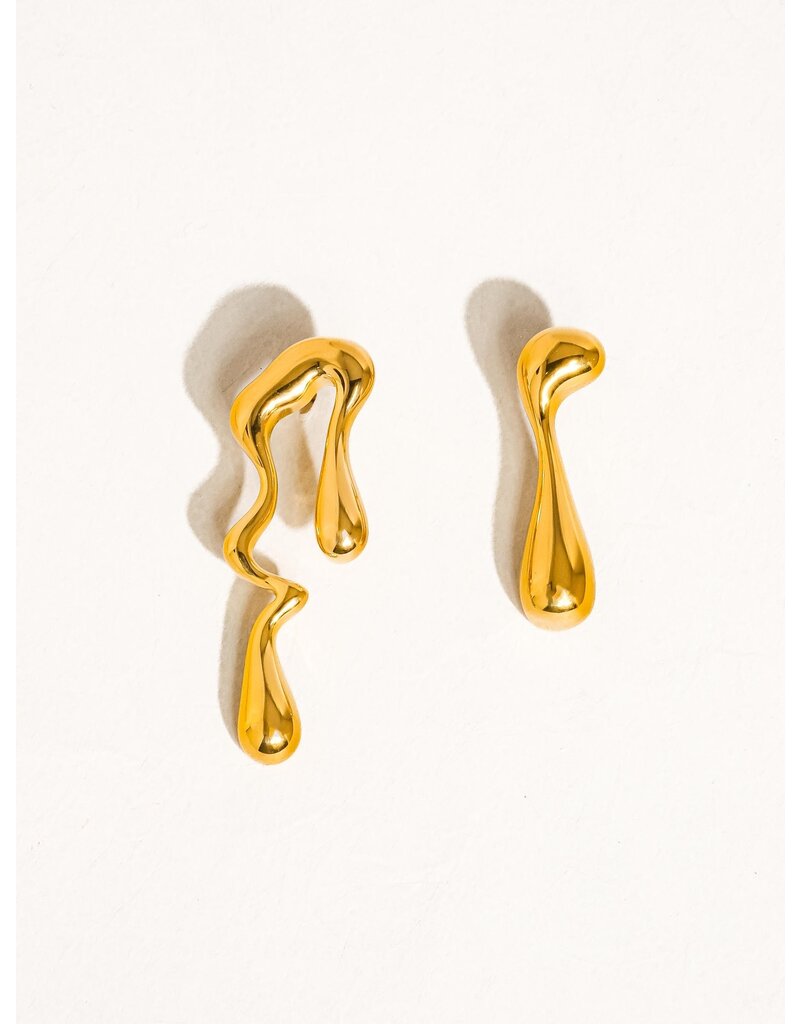 Flanerie Roma 18K Gold Non-Tarnish Mismatch Melted Earring