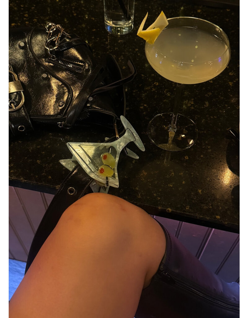 Large Martini Hair Claw