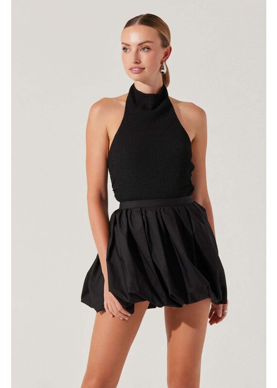 ASTR Gwyneth Textured Halter Neck Top