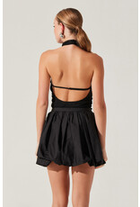 ASTR Gwyneth Textured Halter Neck Top