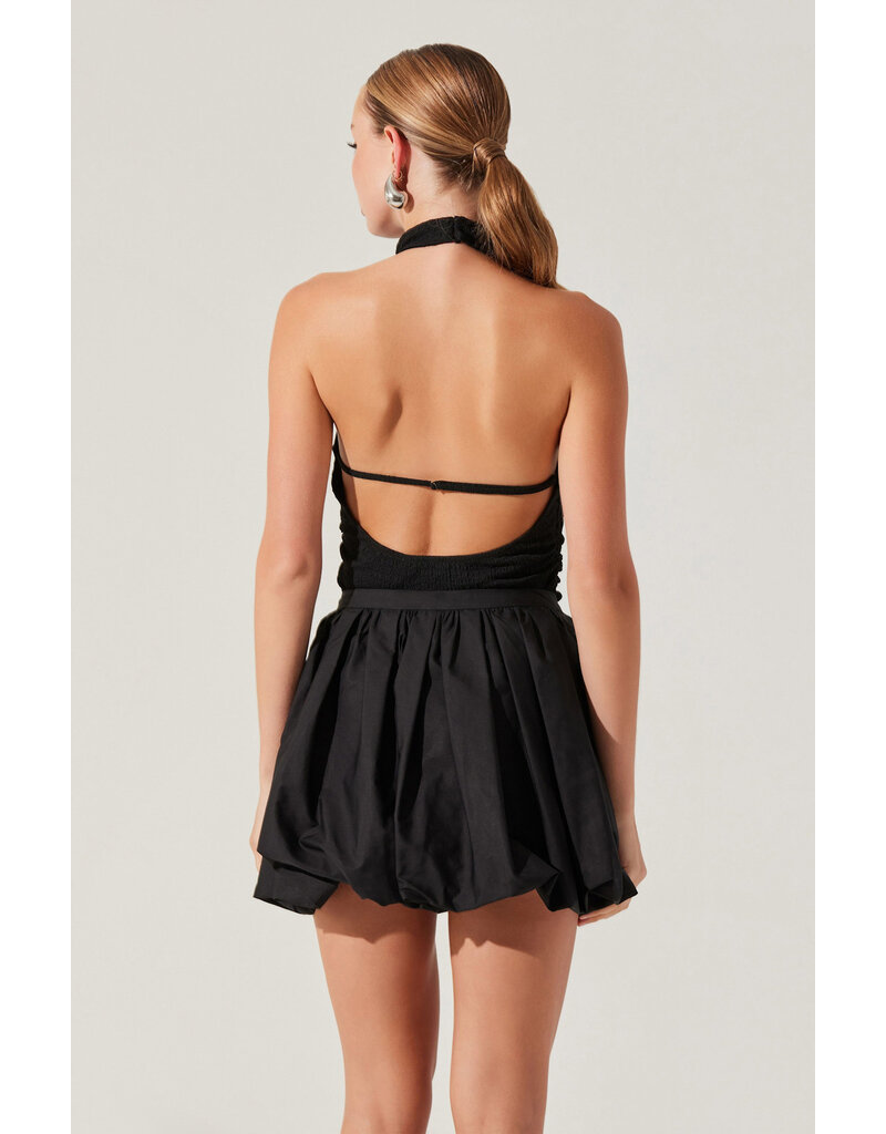 ASTR Gwyneth Textured Halter Neck Top