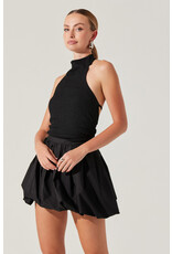 ASTR Gwyneth Textured Halter Neck Top