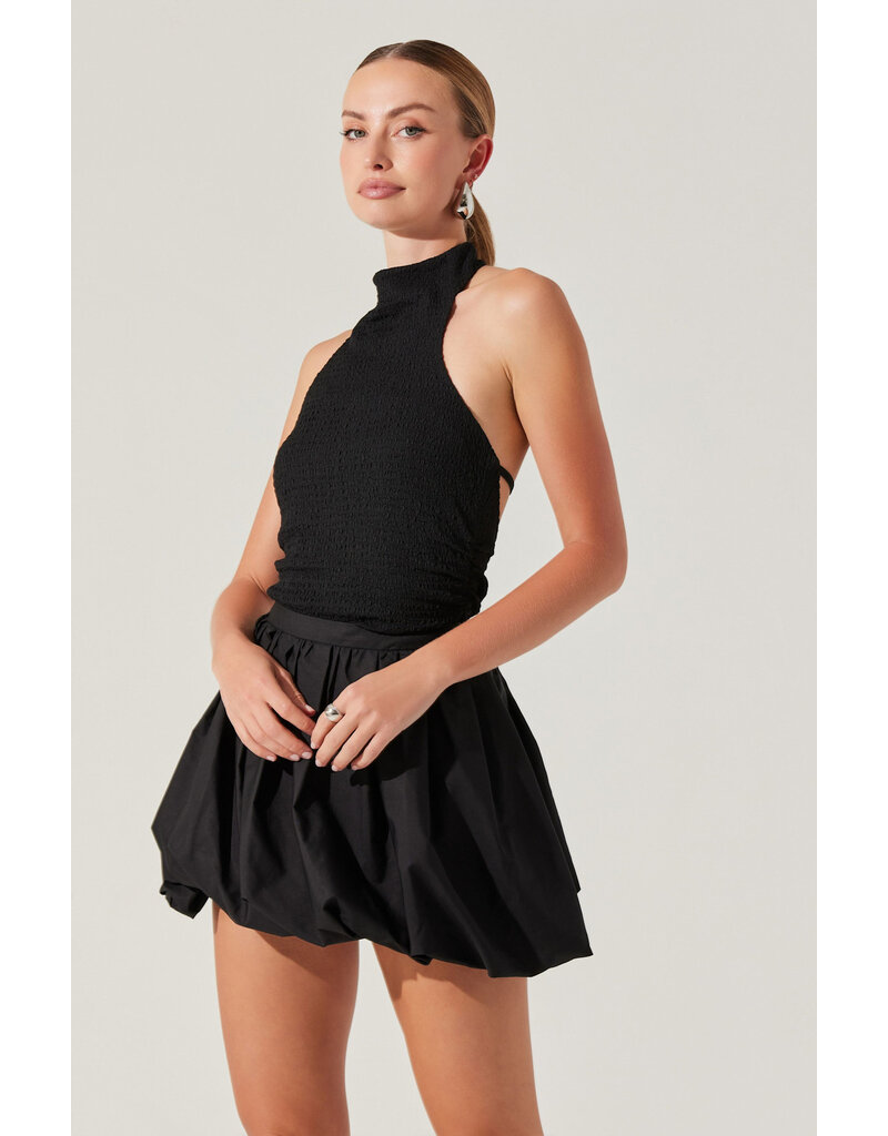ASTR Gwyneth Textured Halter Neck Top