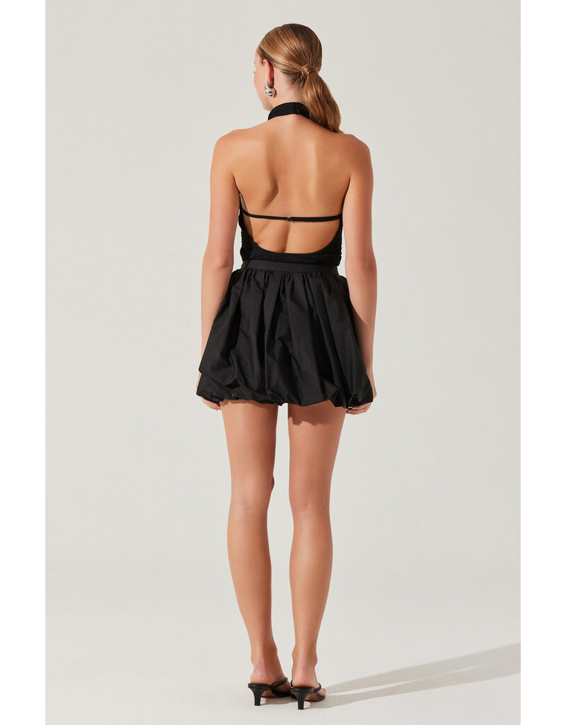 ASTR Gwyneth Textured Halter Neck Top