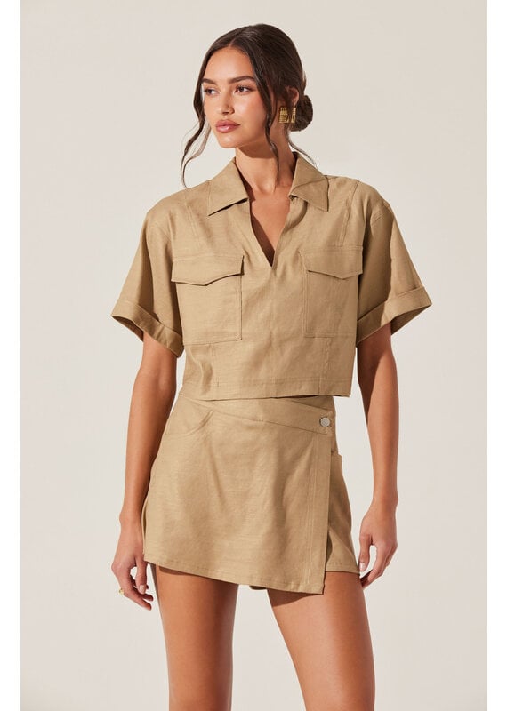 ASTR Deborah Linen Blend Safari Top