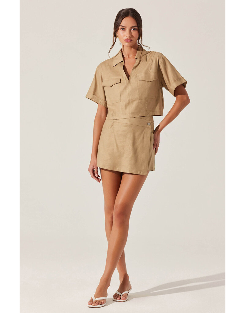 ASTR Deborah Linen Blend Safari Top