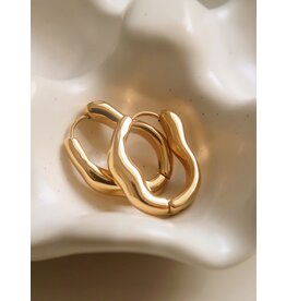 Flanerie Darcy 18K Gold Non-Tarnish Hoop Earring