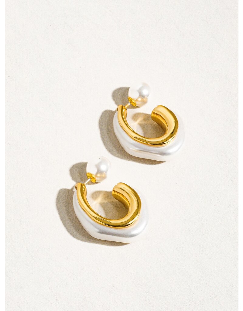 Flanerie Kinsley 18K Gold Classic C Hoop Earring